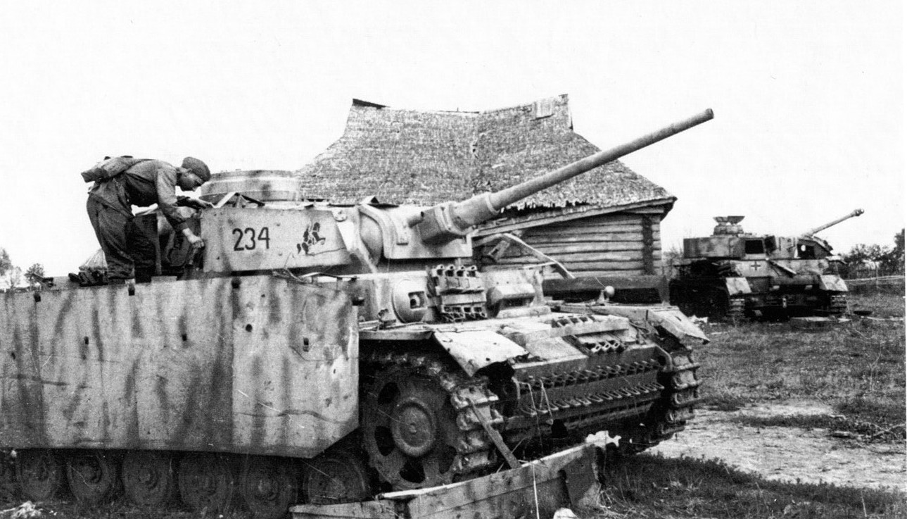 Pz.Kpfw. (Pz.Beob.Wg.) IV Ausf. J 1/35 (Ryefield Model RM-5033) 530