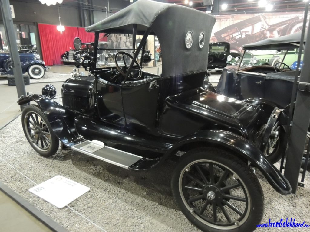 Автомобиль Chevrolet 490