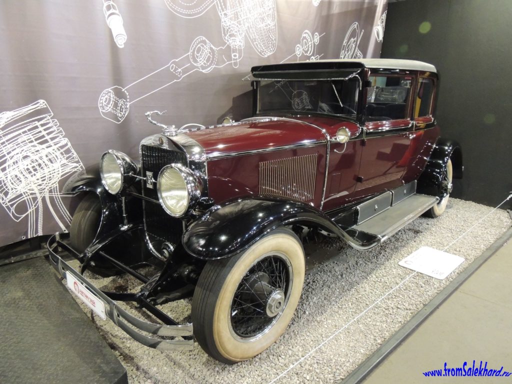 Автомобиль Cadillac V8
