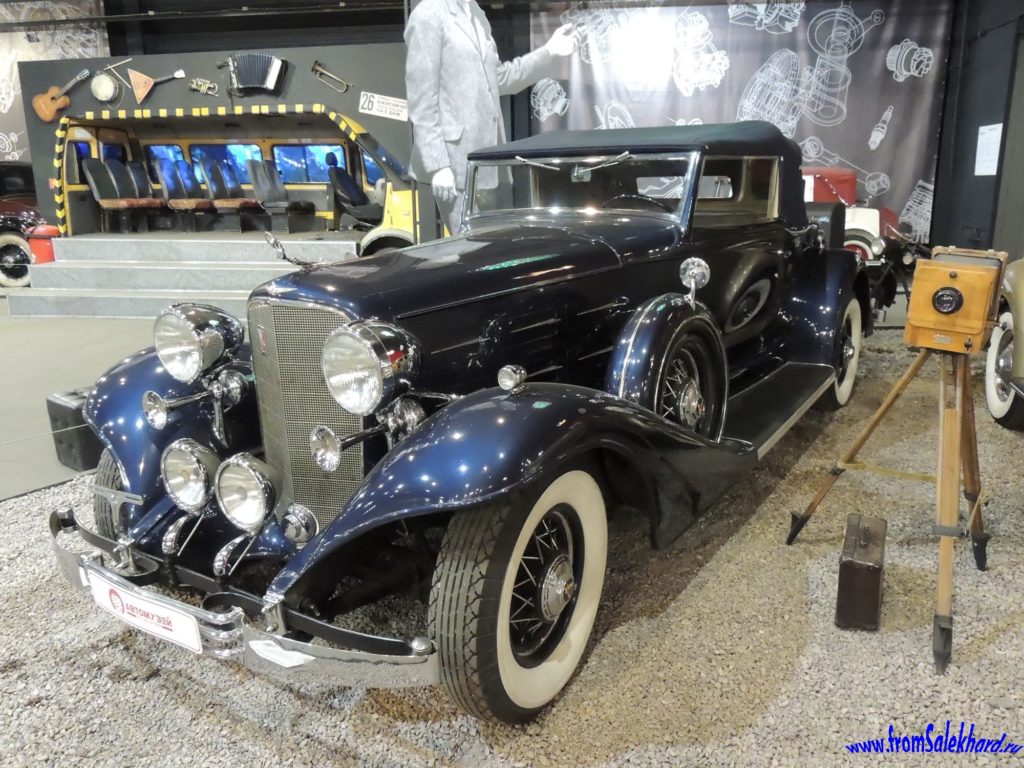 Автомобиль Cadillac V-12 series 370 roadster