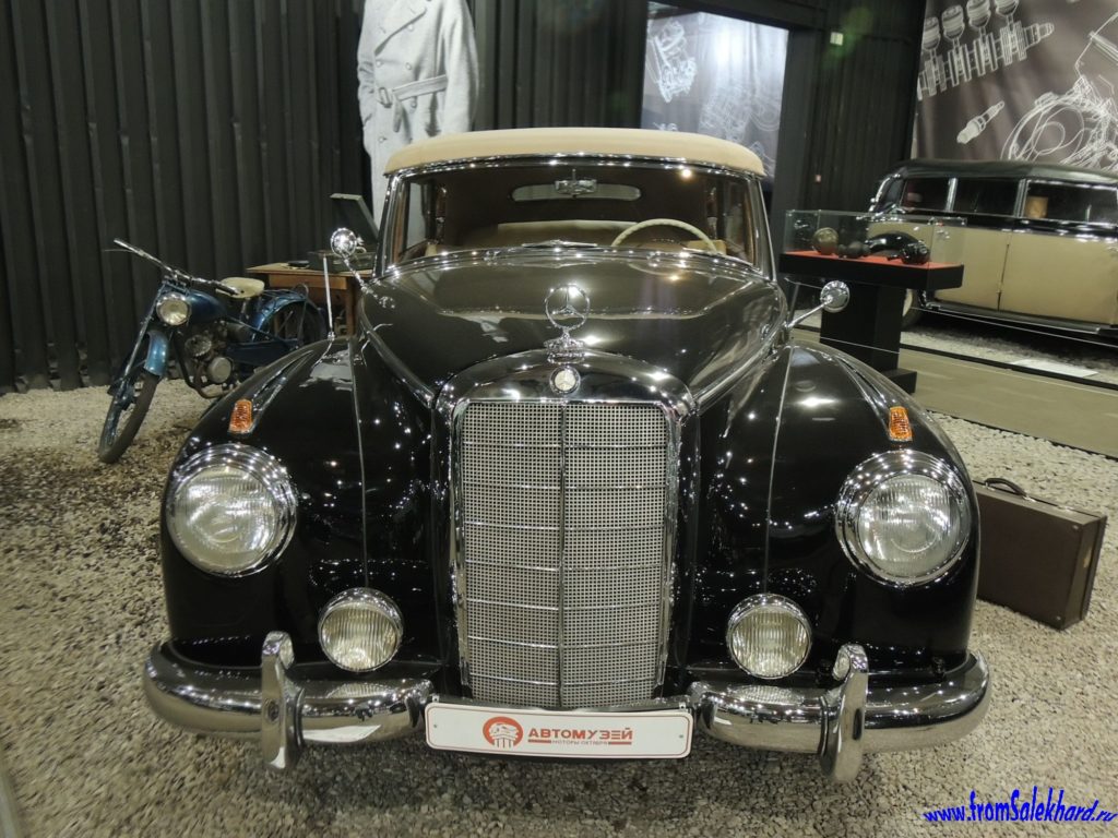 Автомобиль Mercedes-Benz 300 Cabriolet D