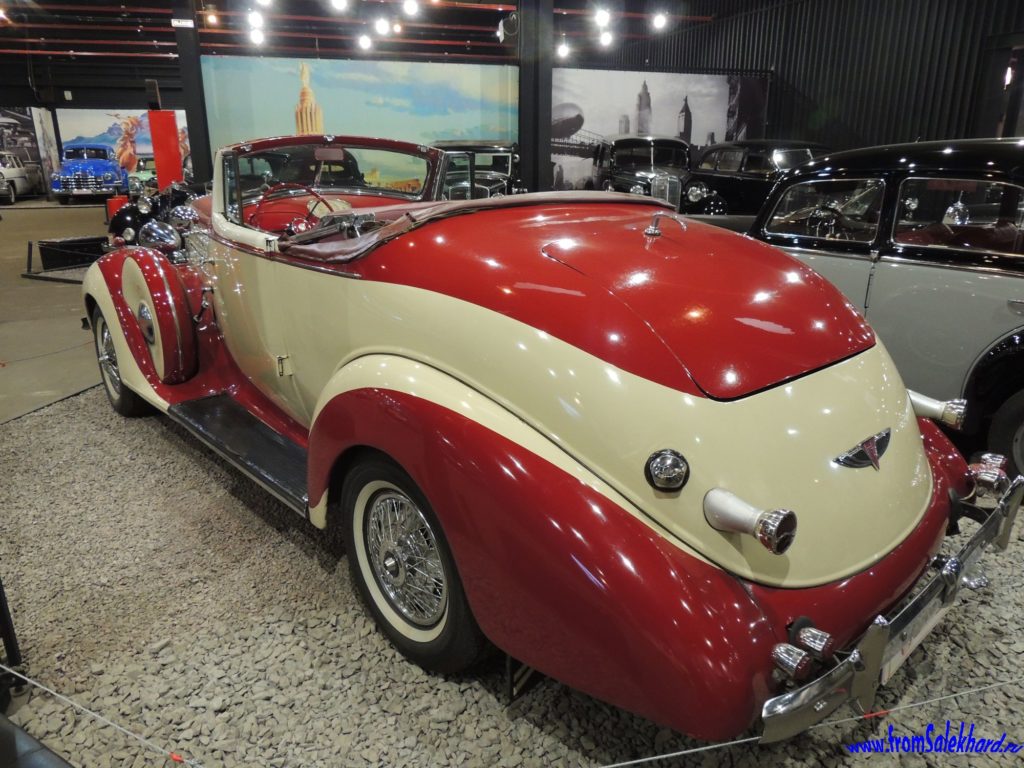 Автомобиль Hudson 8